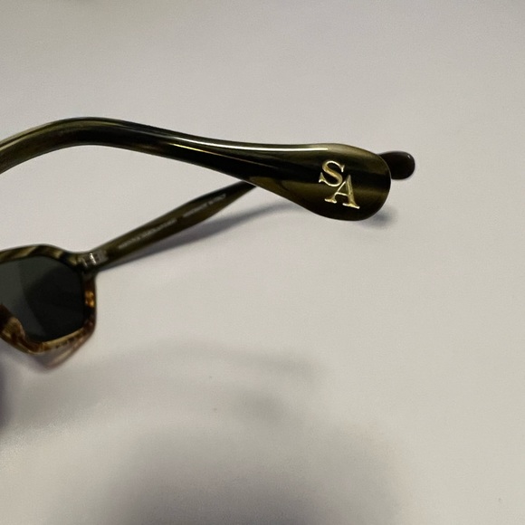 Sienna Alexander Frida Split sunglasses